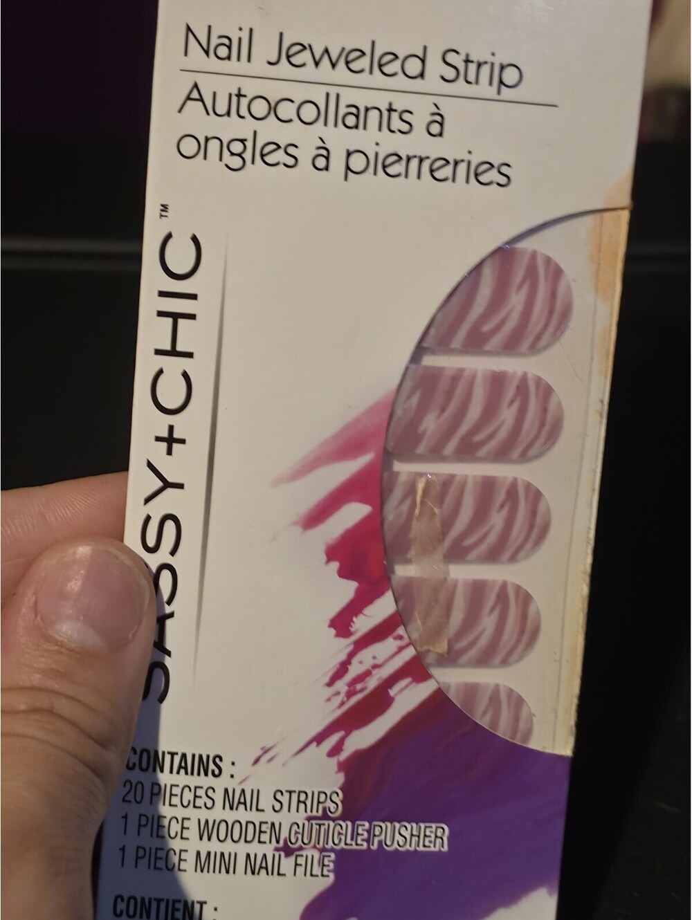 Sassy + Chic Purple /white Nail Strips